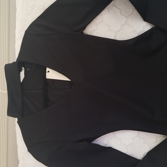 Dress - Picture 2 of 5